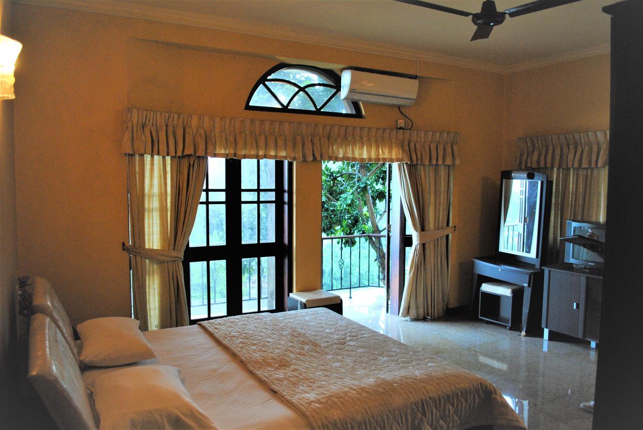 Breeze Villa Kandy Exteriör bild