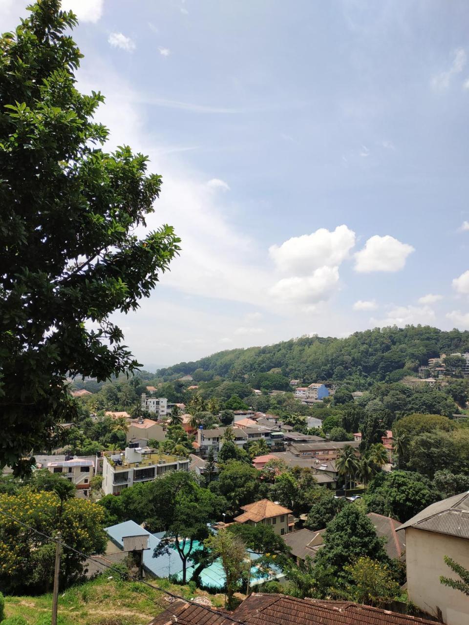 Breeze Villa Kandy Exteriör bild
