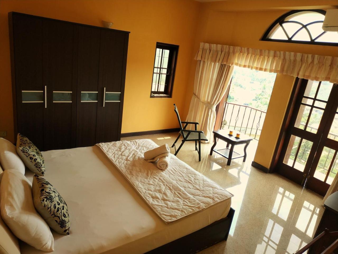 Breeze Villa Kandy Exteriör bild